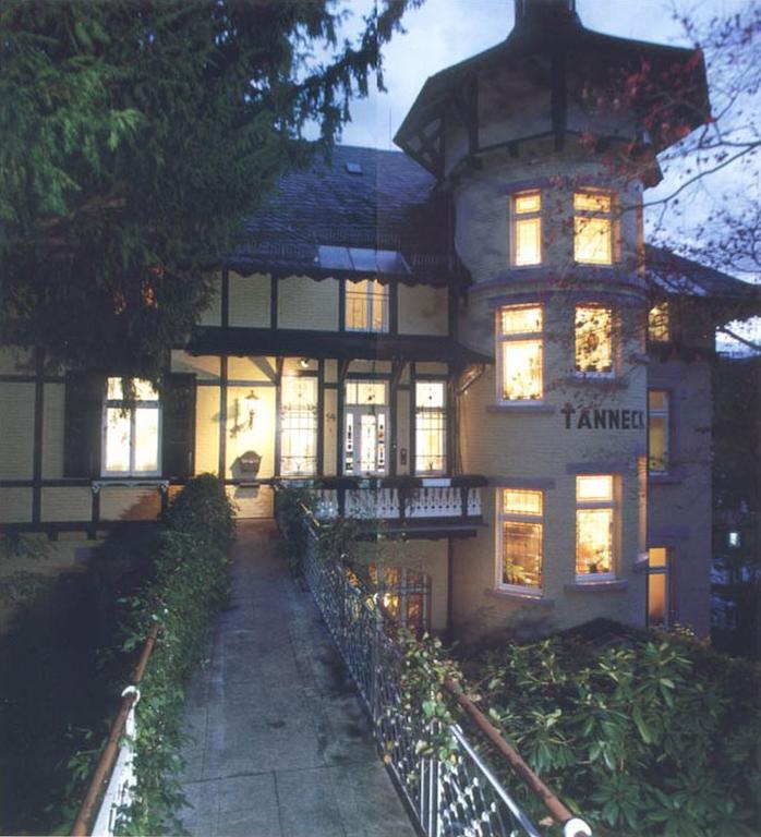 Hotel Tanneck 바덴바덴 외부 사진
