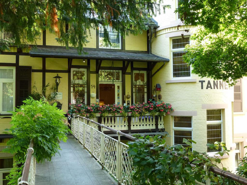 Hotel Tanneck 바덴바덴 외부 사진